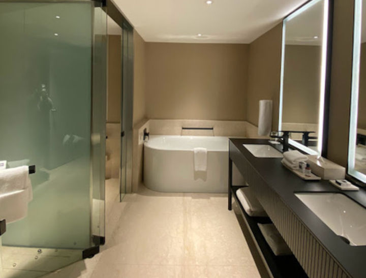 Hilton - Suites